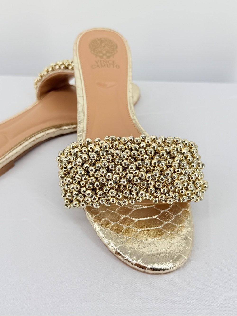 Vince Camuto Gold Beaded Embellished Slide Sandals Women’s Size 6